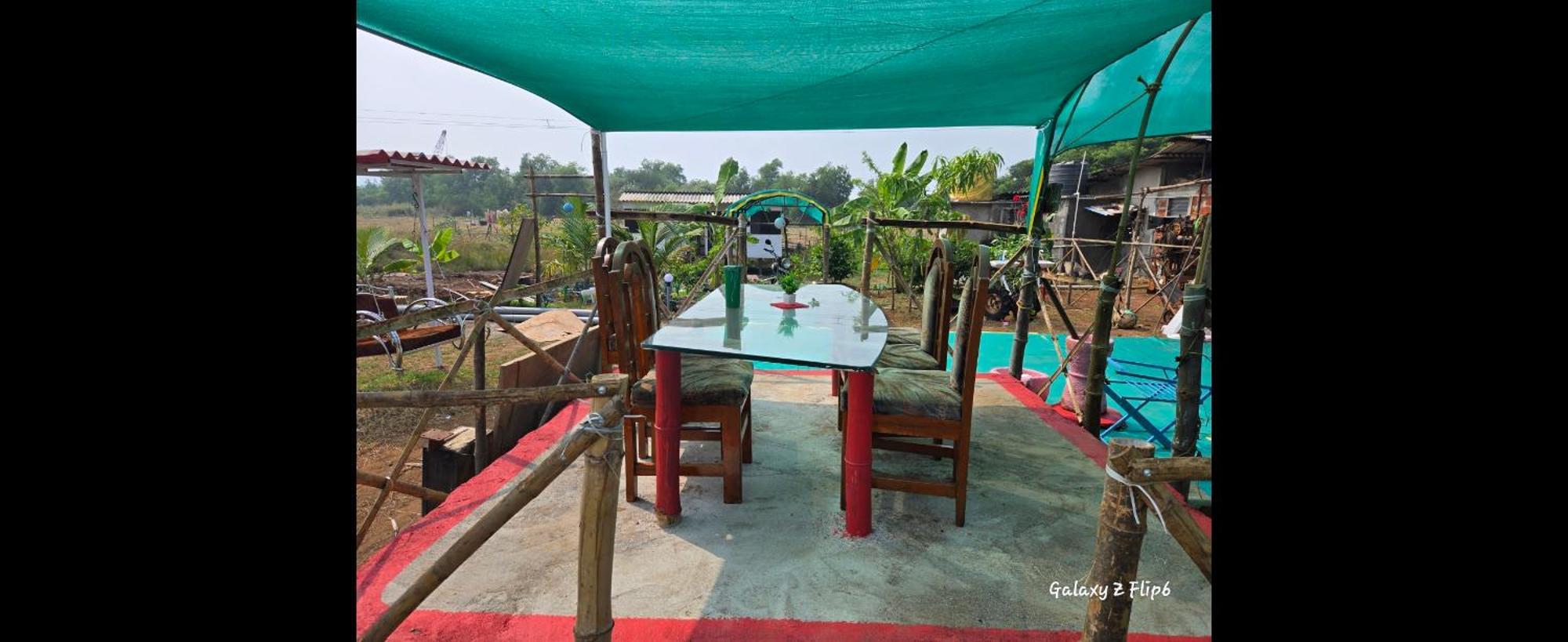 Sea Touch Beach Resort Harihareshwar Екстер'єр фото
