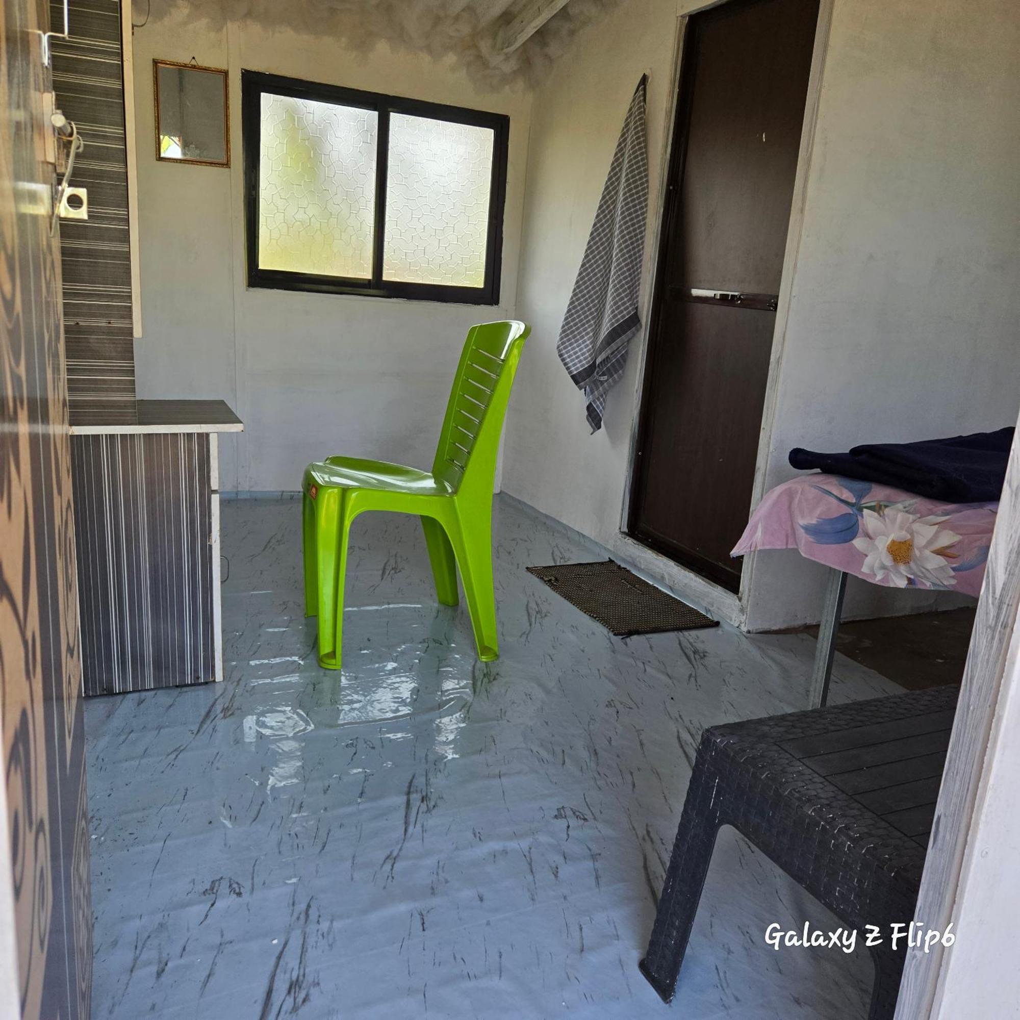 Sea Touch Beach Resort Harihareshwar Екстер'єр фото